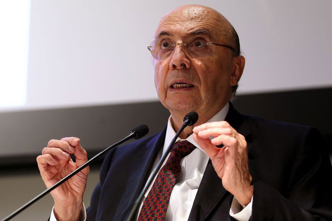 Meirelles: vender Eletrobras trará eficiência ao setor de energia