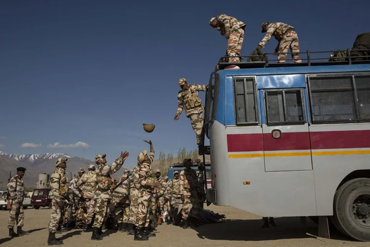 Exército indiano: a China acusa a Índia da entrada ilegal no seu território de 270 soldados armados (Kevin Frayer/Getty Images)