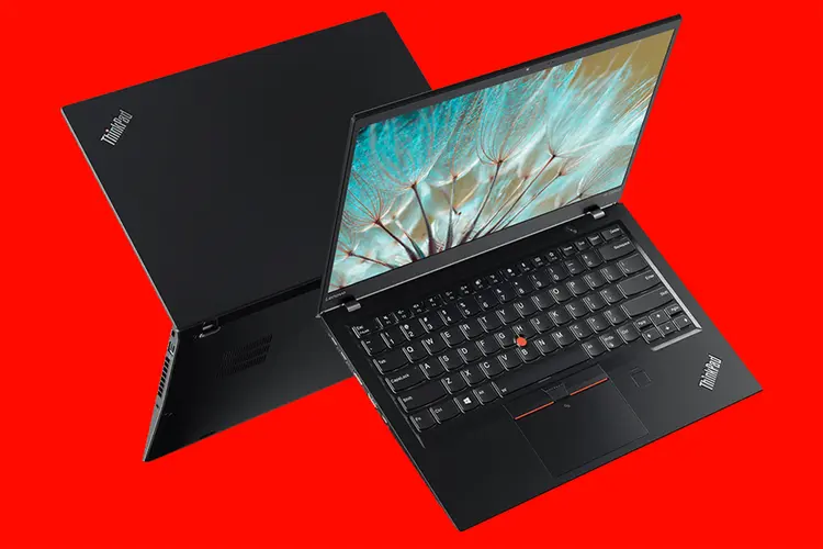 ThinkPad Xa Carbon: notebook de 10 mil reais tem Windows 7 Pro e foco no mercado corporativo (Lenovo/Divulgação)