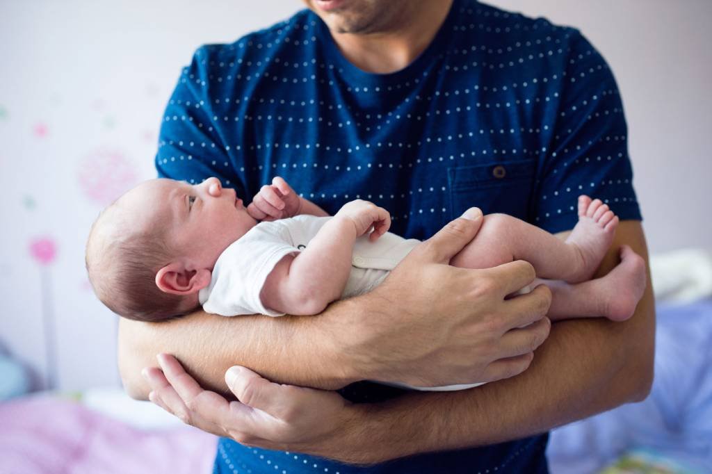 Ministério da Saúde incentiva licença-paternidade