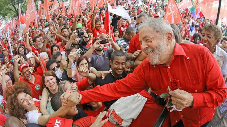 Lula: lideranças do partido como a senadora Gleisi Hoffmann (PR), presidente nacional do PT, dizem que a legenda vai insistir na candidatura de Lula (Ricardo Stuckert/ Instituto Lula/Fotos Públicas)