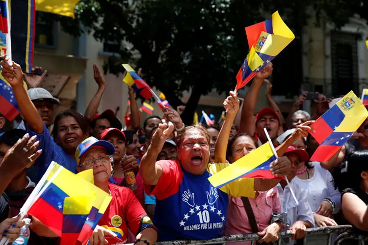 Aliados apostam na Constituinte de Maduro para tirar a Venezuela da crise (Carlos Garcia Rawlins/Reuters)