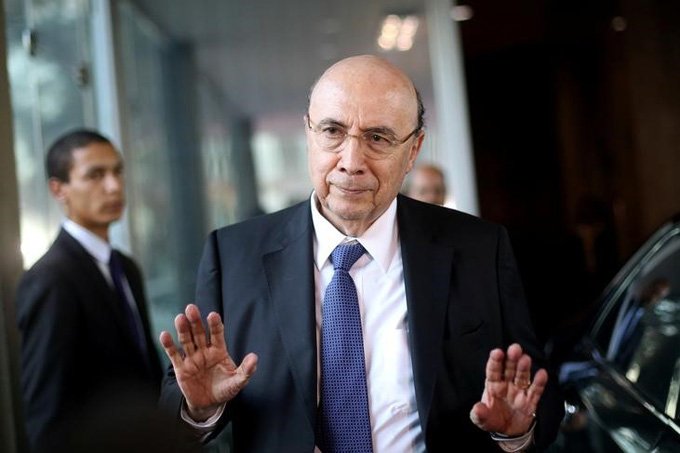 Meirelles diz que pensará no futuro político apenas em 2018