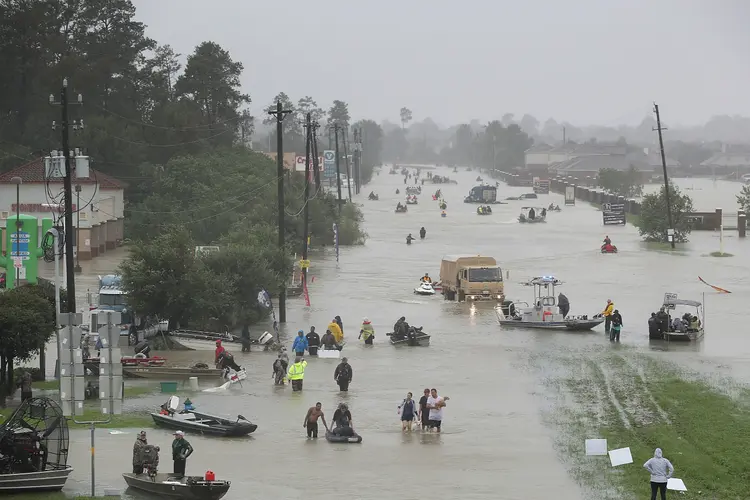Furacão Harvey: mudanças climáticas estão entre as maiores preocupações do mundo (Joe Raedle/Getty Images)