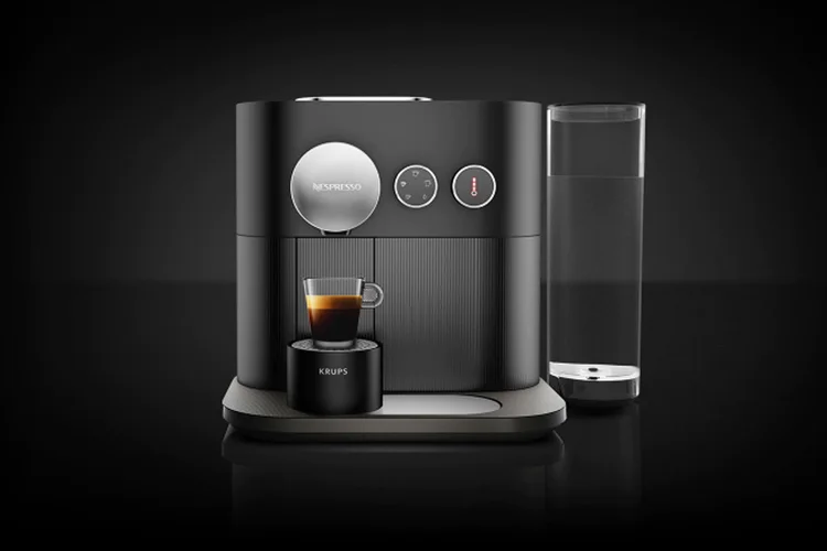 Nespresso Expert: a nova máquina custa R$ 1 mil (Nespresso/Divulgação)