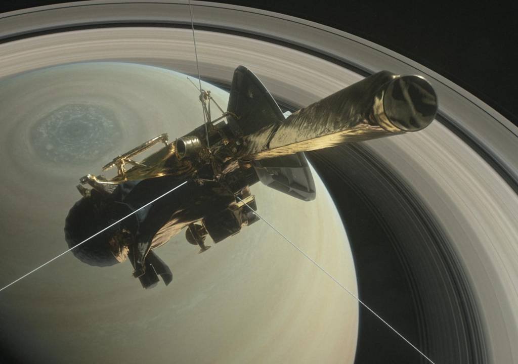 Nave espacial da Nasa se prepara para último mergulho em Saturno