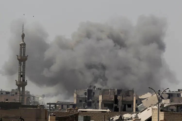 Ataque na Síria: alvo neste domingo foi a região de Ganem al Ali (Zohra Bensemra/Reuters)