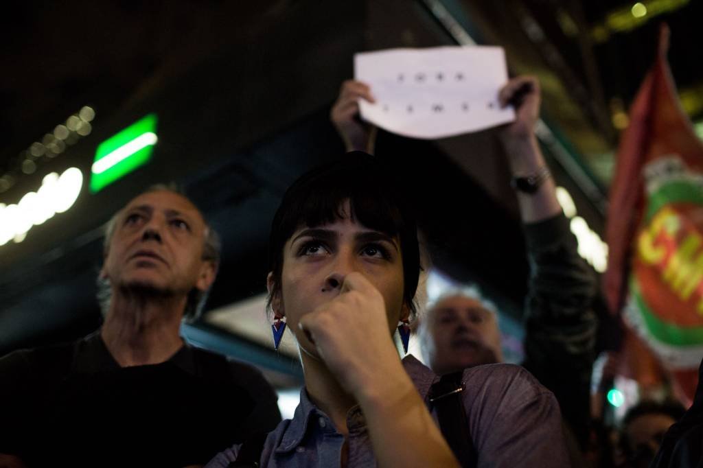 Movimentos sociais acompanham a votação na Avenida Paulista