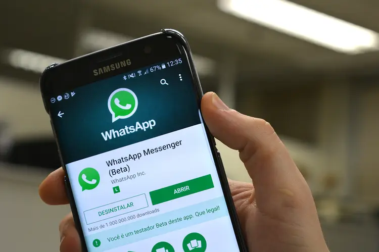 WhatsApp: o aplicativo já iniciou um programa piloto para testar novas funcionalidades para empresas (Lucas Agrela/Site Exame)