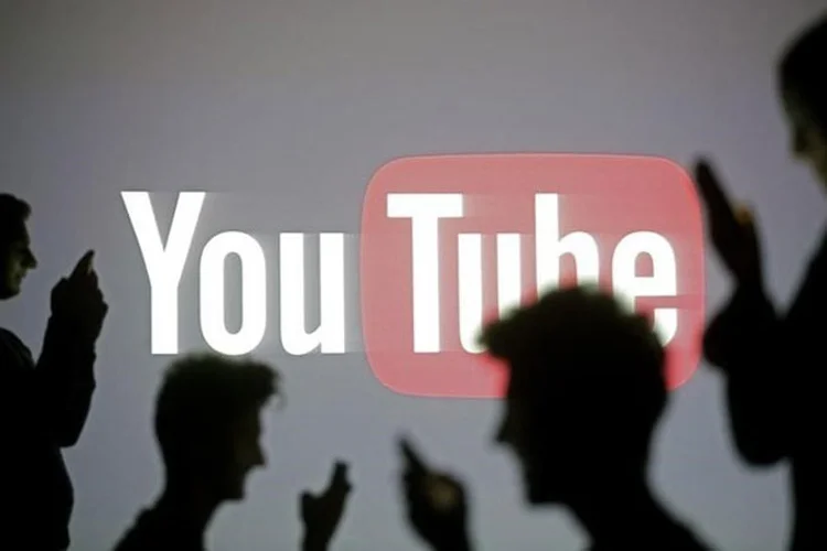 Logo do YouTube: partidários de Alexei Navalny denunciaram que a companhia americana sucumbiu às exigências de Kremlin (Dado Ruvic/Reuters)