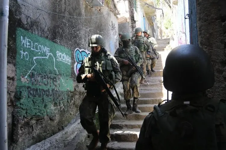 Operações das Forças Armadas em ocupação da Rocinha, no Rio de Janeiro (Vladimir Platonow/Agência Brasil)