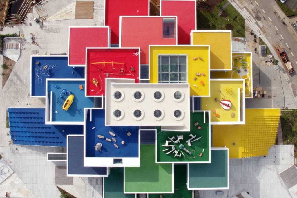 Lego inaugura casa de brinquedo incrível na Dinamarca