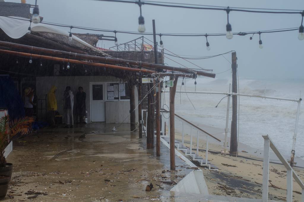 Tempestade "Lidia" deixa 3 mortos em sua passagem pelo México