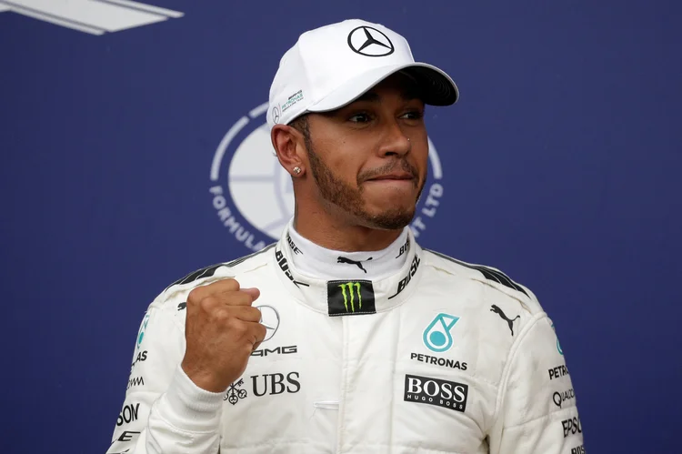 Lewis Hamilton comemora a 69a pole e bate recorde de Schumacher (REUTERS/Max Rossi/Reuters)