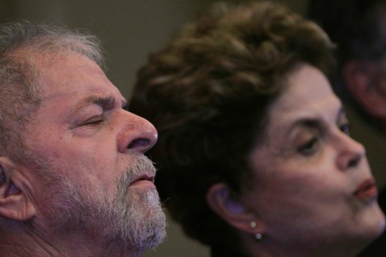 Lula acompanha julgamento ao lado de Dilma, Haddad e outros políticos