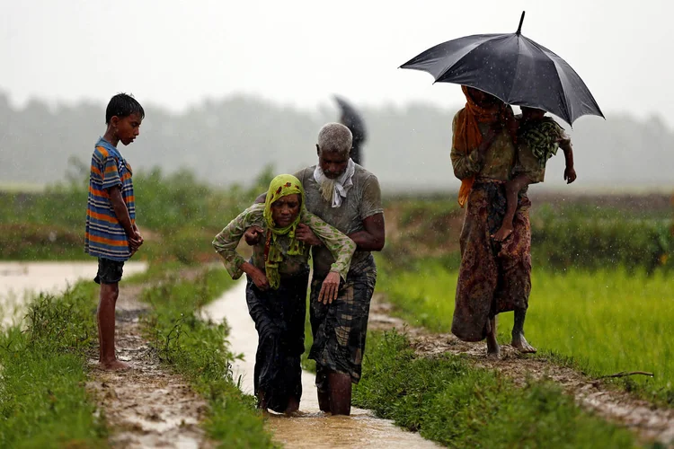 Refugiados rohingya: "Para nós está claro que essas operações foram organizadas e planejadas", disse autoridade da ONU (Mohammad Ponir Hossain/Reuters)