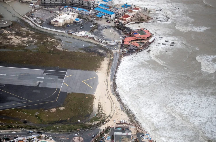 Saint Martin: um dos brasileiros relata que foram grandes as dificuldades para deixar a ilha após a passagem do furacão (Netherlands Ministry of Defence/Handout/Reuters)