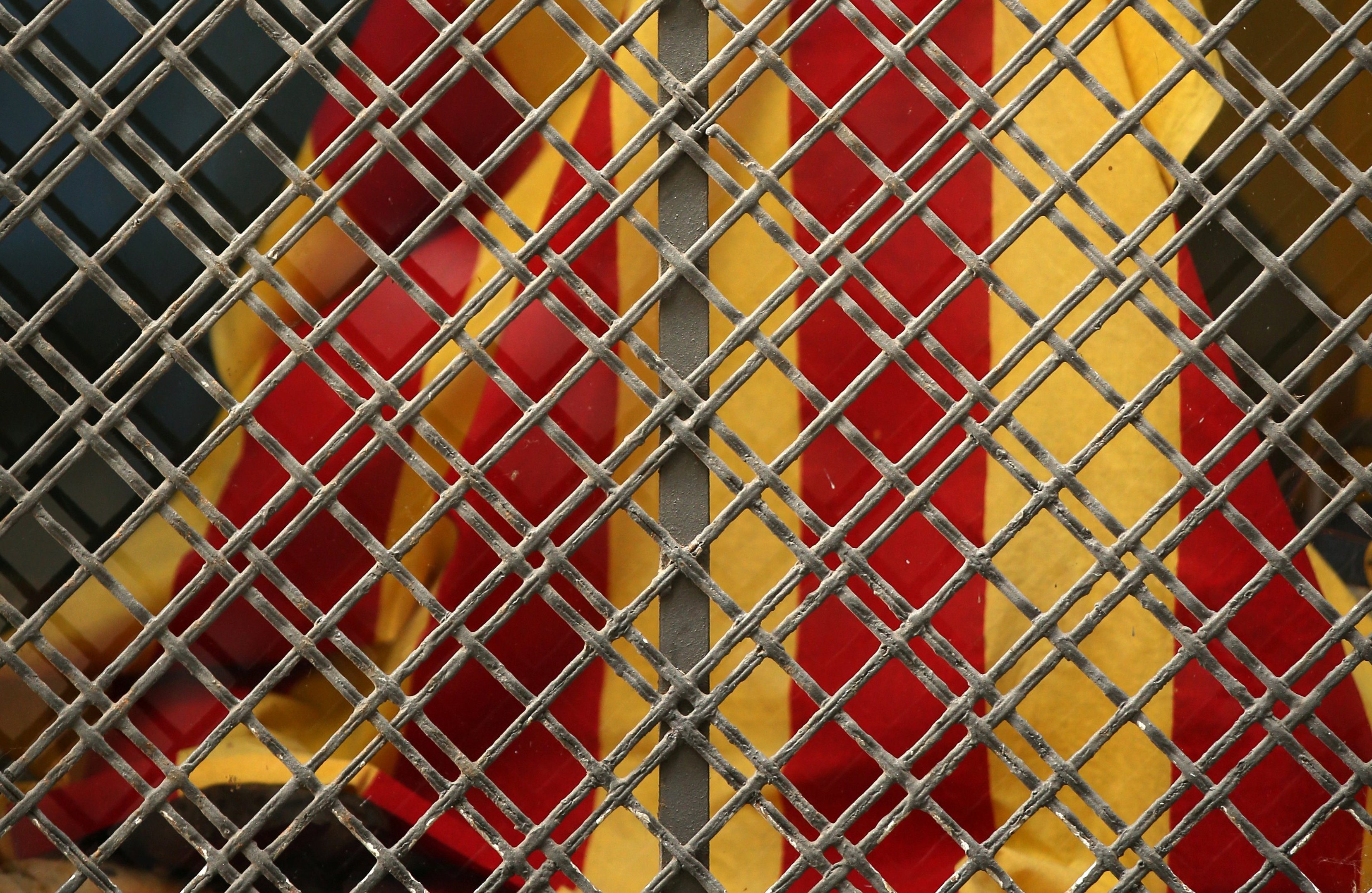 Governo espanhol recorre à Justiça contra lei catalã de secessão