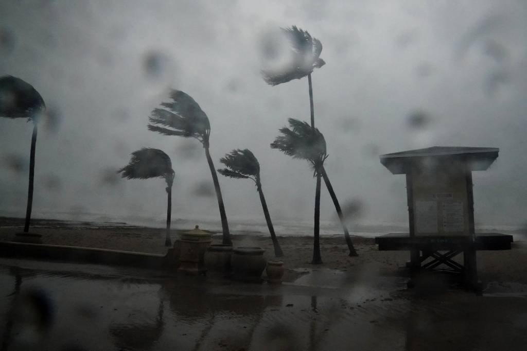 As primeiras imagens da passagem do furacão Irma pelos EUA