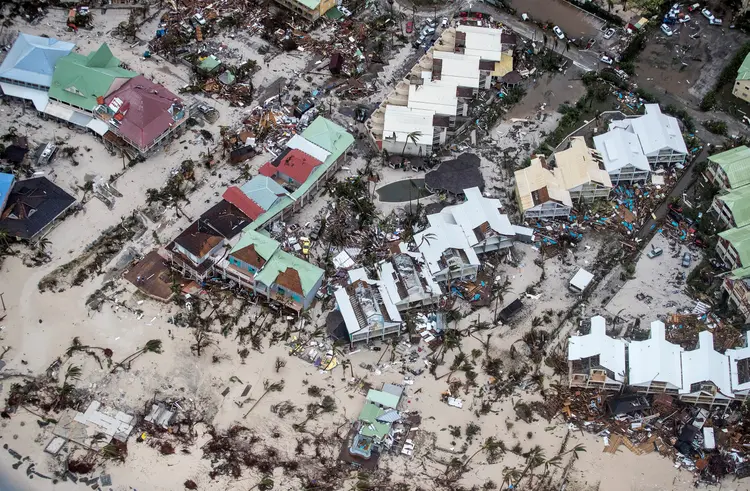 Saint Martin: mais de 70% dos lares de Saint Martin foram destruídos na tempestade da semana passada (Netherlands Ministry of Defence/Handout/Reuters)