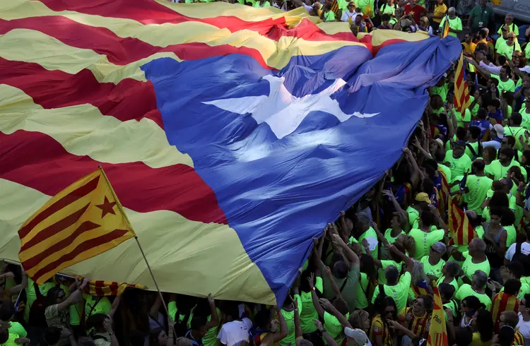 Catalunha: o governo catalão se negou a continuar enviando um relatório semanal de seus gastos ao Ministério da Fazenda (Susana Vera/Reuters)