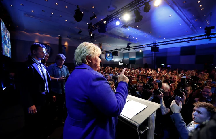 Erna Solberg: a aritmética eleitoral promete aos vencedores um futuro complicado (NTB Scanpix/Heiko Junge/Reuters)