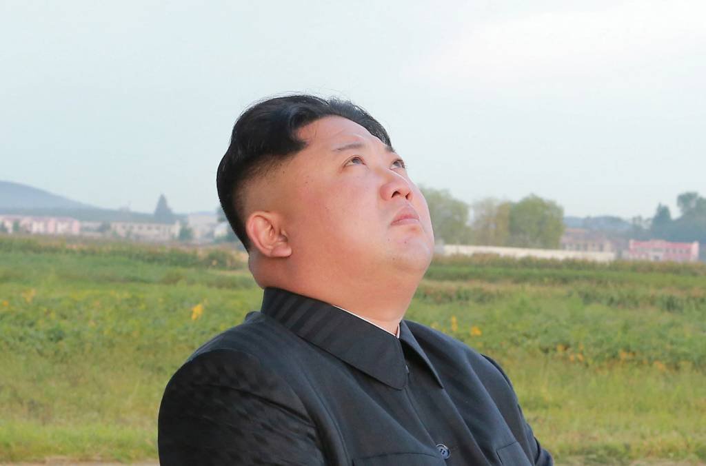 Coreia do Norte diz buscar "equilíbrio" militar com EUA
