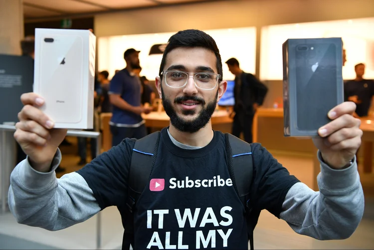 iPhone 8: o fraco comparecimento no início das vendas do recente iPhone se deve, parcialmente, às críticas ruins (AAP/Joel Carrett/Reuters)
