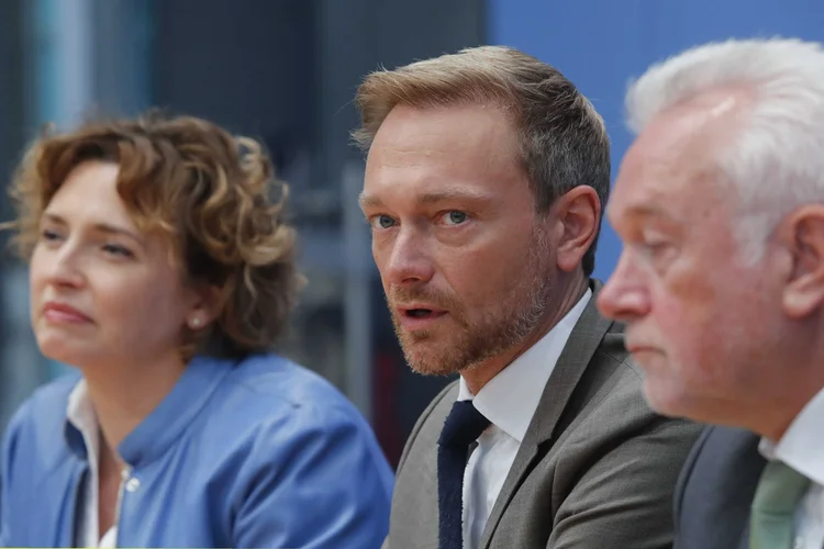 Líder do FDP, Christian Lindner, disse que mudanças são necessárias na política de energia da Alemanha e na política fiscal na zona do euro (Wolfgang Rattay/Reuters)