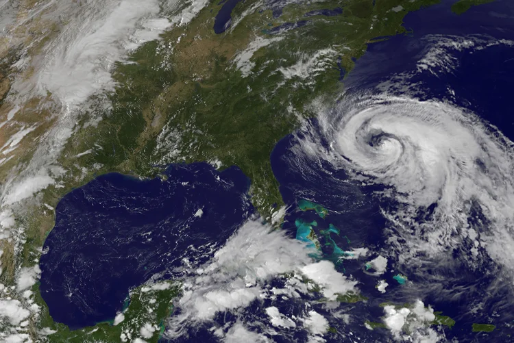 Furacão: apesar da distância até o litoral, Maria é ainda um ciclone de grandes proporções (Courtesy NASA/NOAA GOES Project/Handout/Reuters)