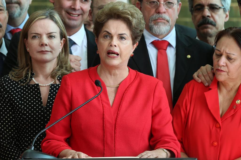 Impeachment: Dilma Rousseff discursa após decisão que a afastou do governo (Lula Marques/Bloomberg)