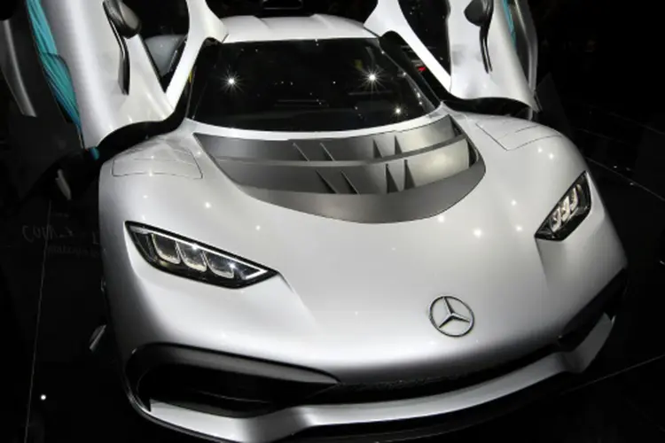 Salão do Automóvel de Frankfurt: quem sempre quis se sentir como Lewis Hamilton vai adorar o Mercedes-AMG Project One (Daniel Roland/AFP)