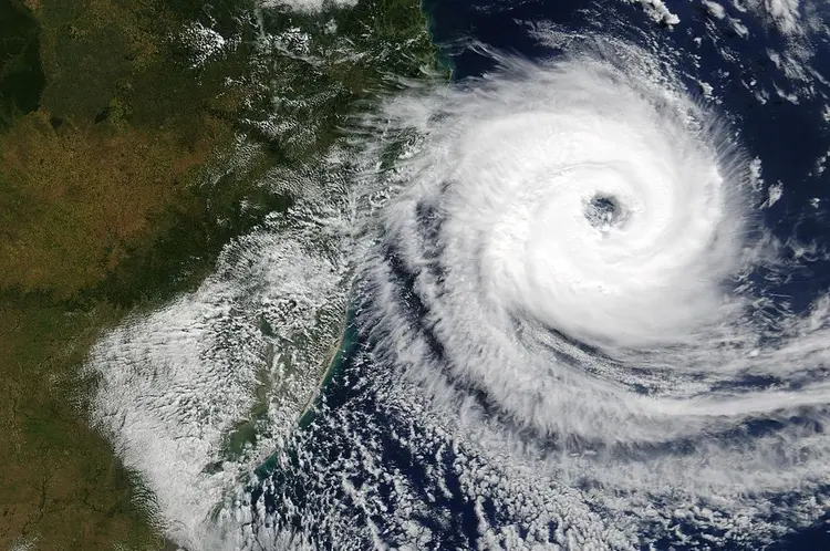 Imagem de satélite do furacão ou ciclone Catarina, o último a atingir o Brasil, em 2004 (NASA/Divulgação)