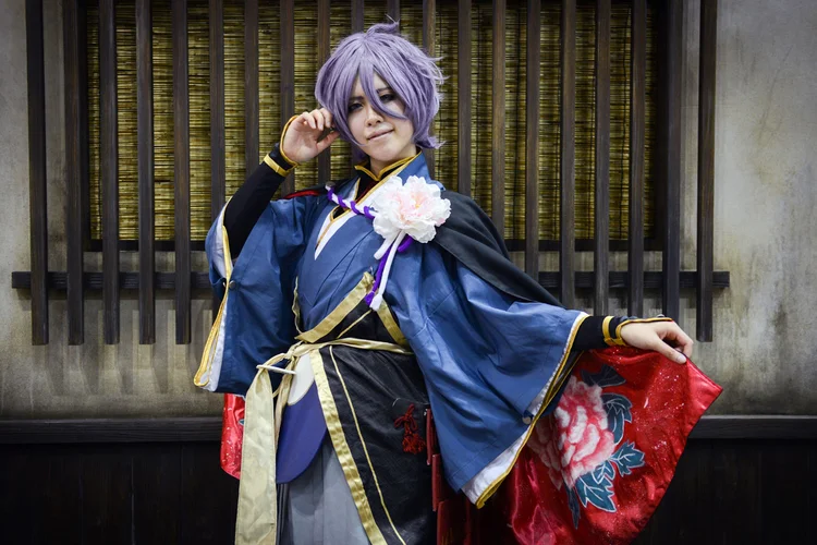 Cosplayer em evento em Tóquio: os VAs são ações inventadas no site e não se enquadram nos regulamentos de produto financeiro do Japão (Noriko Hayashi/Bloomberg)