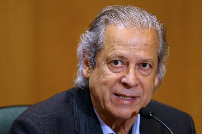 Dirceu deve se entregar; greve na Avianca e tudo para ler hoje