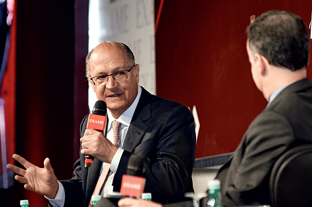 Alckmin defende menos marketing nas campanhas