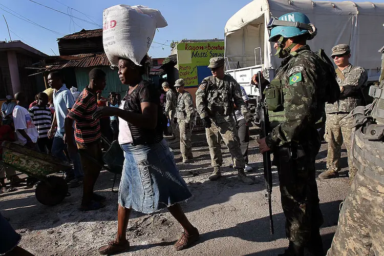 PORTO PRÍNCIPE: ONU decretou fim de missão humanitária no Haiti liderada pelo Brasil / John Moore/Getty Images (John Moore/Getty Images)