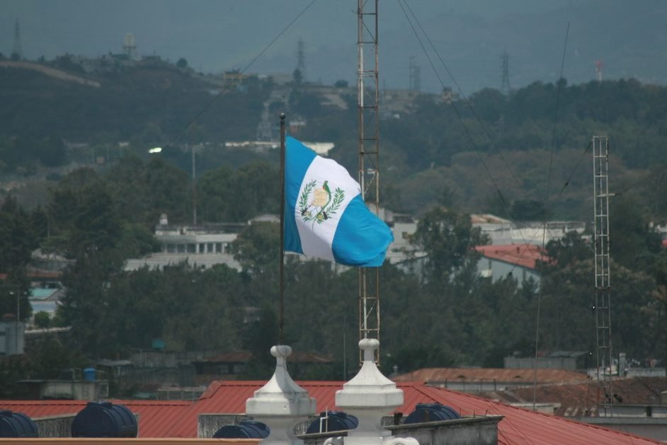 Justiça da Guatemala suspende divulgação dos resultados eleitorais após contestações