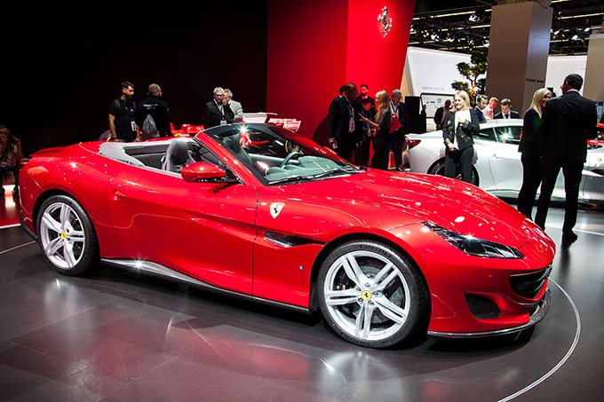 Conheça a Ferrari Portofino – modelo mais acessível da marca