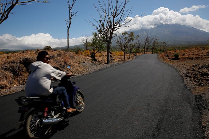 Indonésia se prepara para possível erupção de vulcão em Bali