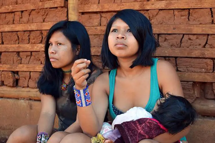 Mulheres indígenas no Pico do Jaraguá, em São Paulo (Rovena Rosa/Agência Brasil)