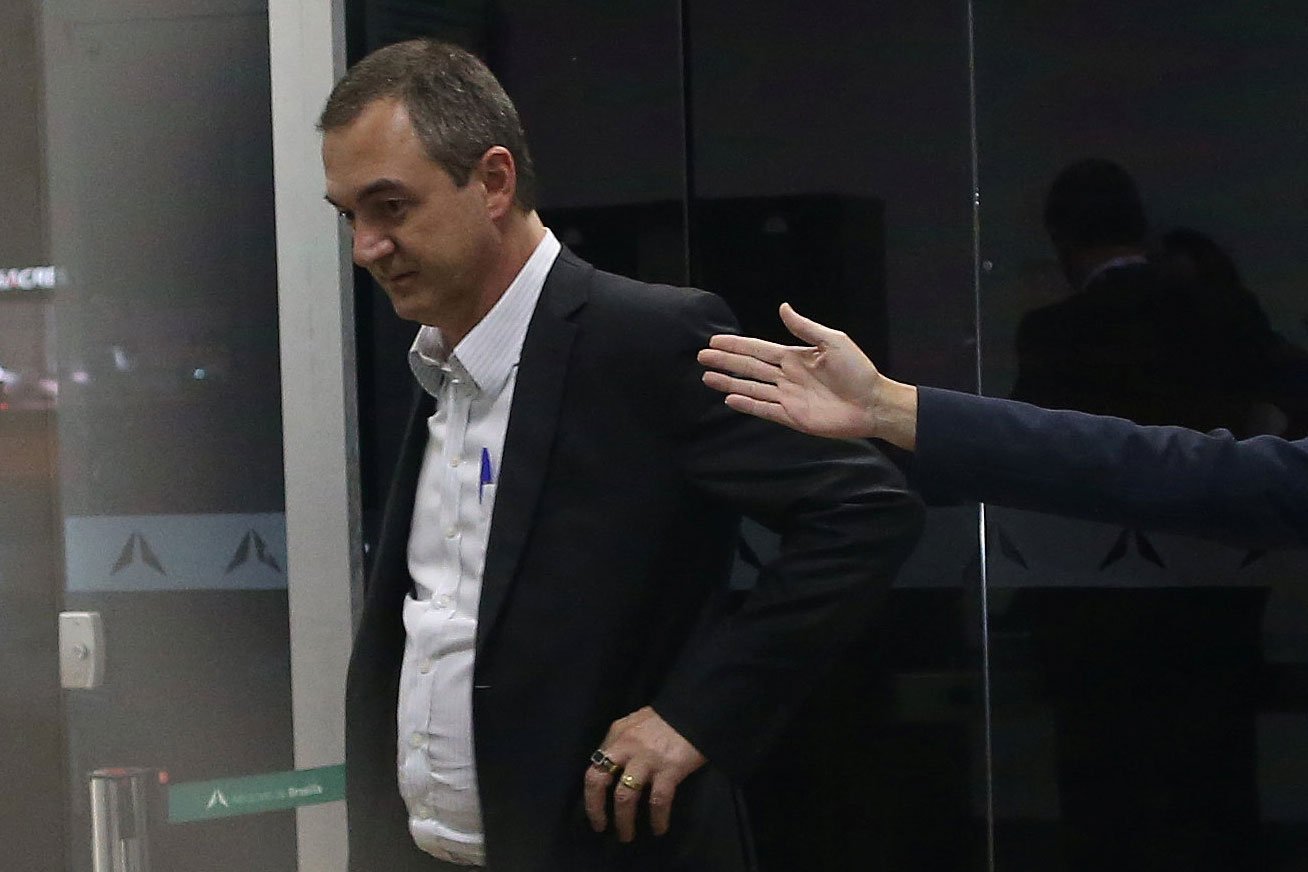 Joesley deixa carceragem da PF em SP; passaporte fica retido