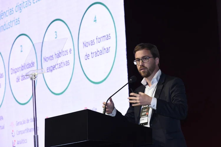 Julien Imbert, sócio da consultoria BCG, durante palestra no EXAME Fórum em 4 de setembro de 2017 (Germano Luders/Exame)