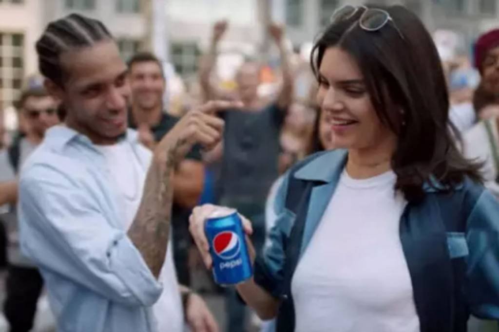 Kendall Jenner fala pela 1ª vez sobre campanha polêmica da Pepsi