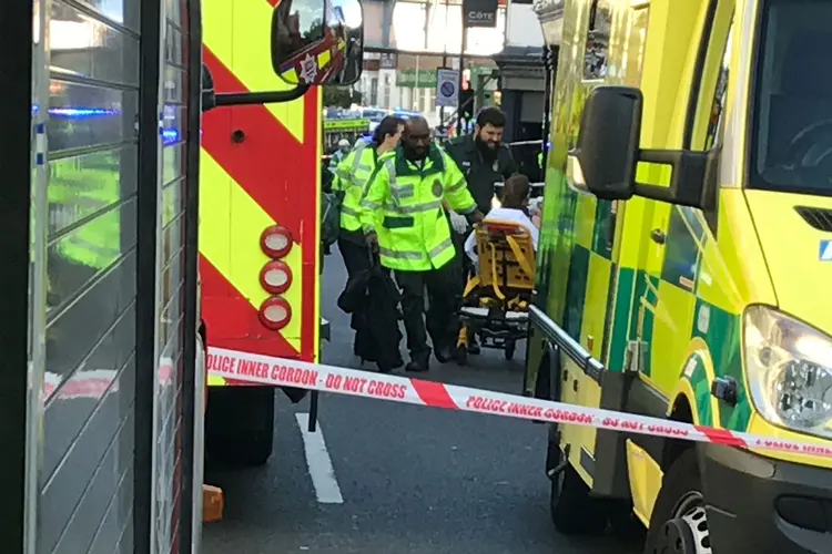 Ataque em Londres: explosão deixou pelo menos 29 passageiros feridos nesta manhã (Yann Tessier/Reuters)