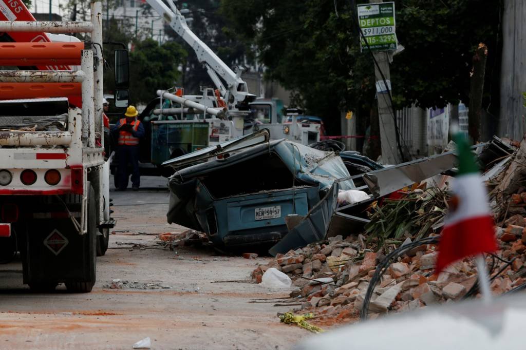 Número de mortes por terremoto no México sobe para 95