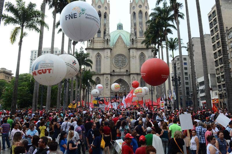 Movimento sindical: governo estuda enviar ao Congresso uma proposta de reforma sindical (Rovena Rosa/Agência Brasil)