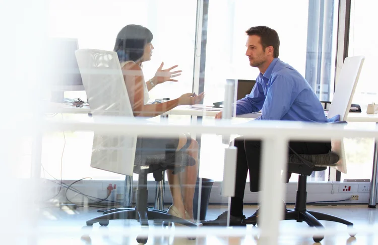 Mesa de negociação (monkeybusinessimages/Thinkstock)