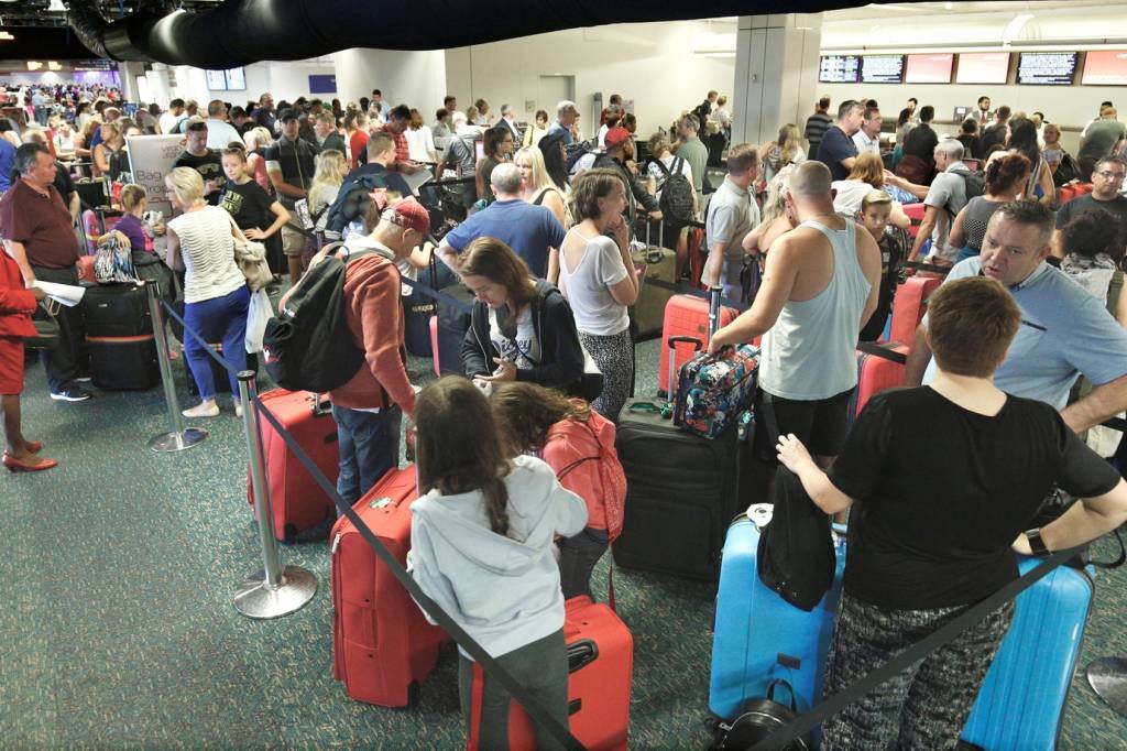 Flórida ordena evacuação de 6,3 milhões de pessoas