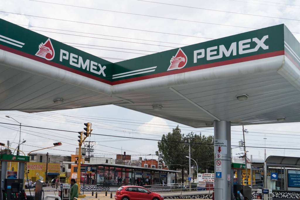 Petroleira mexicana Pemex tem US$ 18 bi de prejuízo no 4º tri